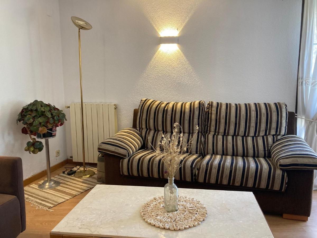 Hotel Mariana Трамакастиля де Тена Екстериор снимка